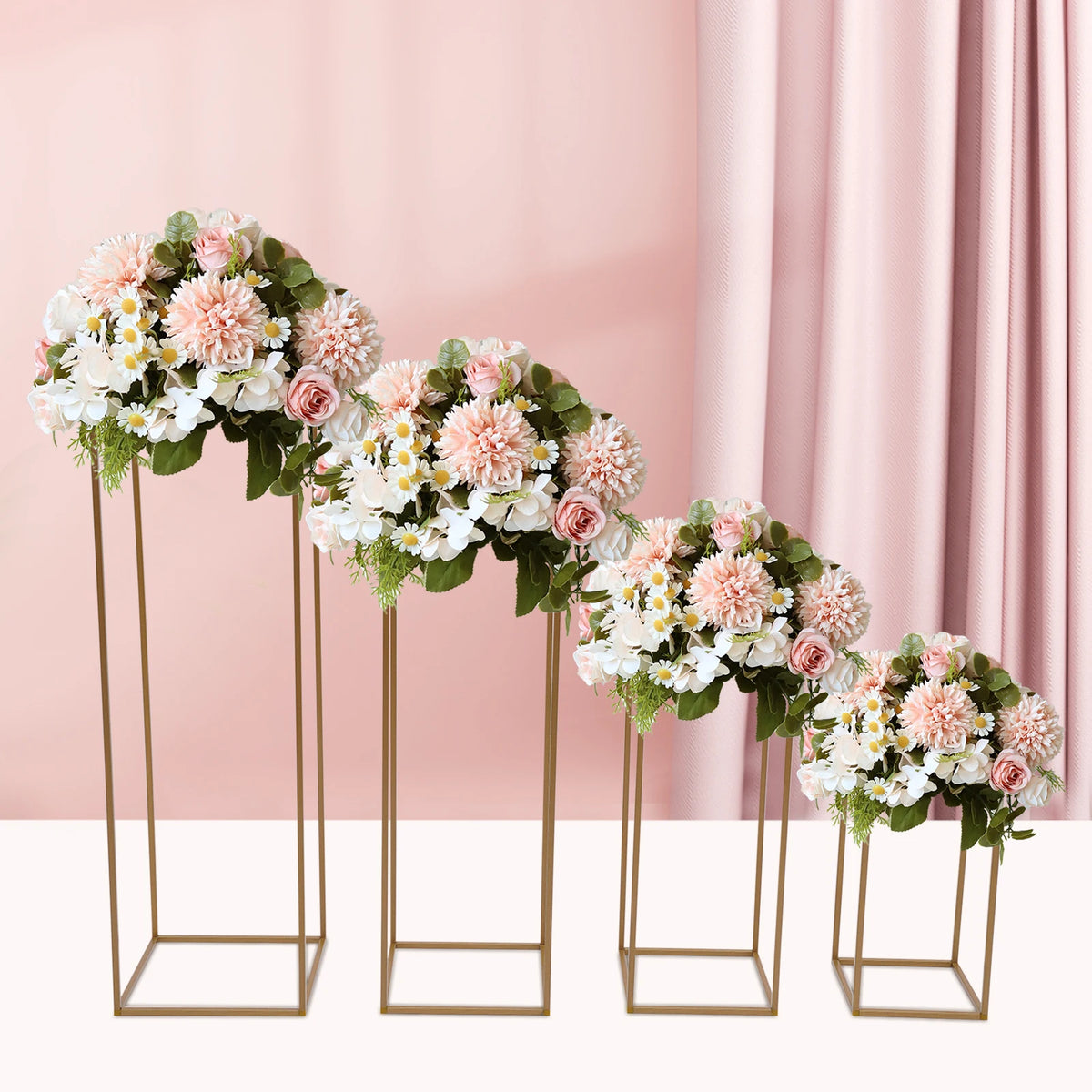 Gold Metal Wedding Flower Vase Stands Set of 4 for Centerpieces