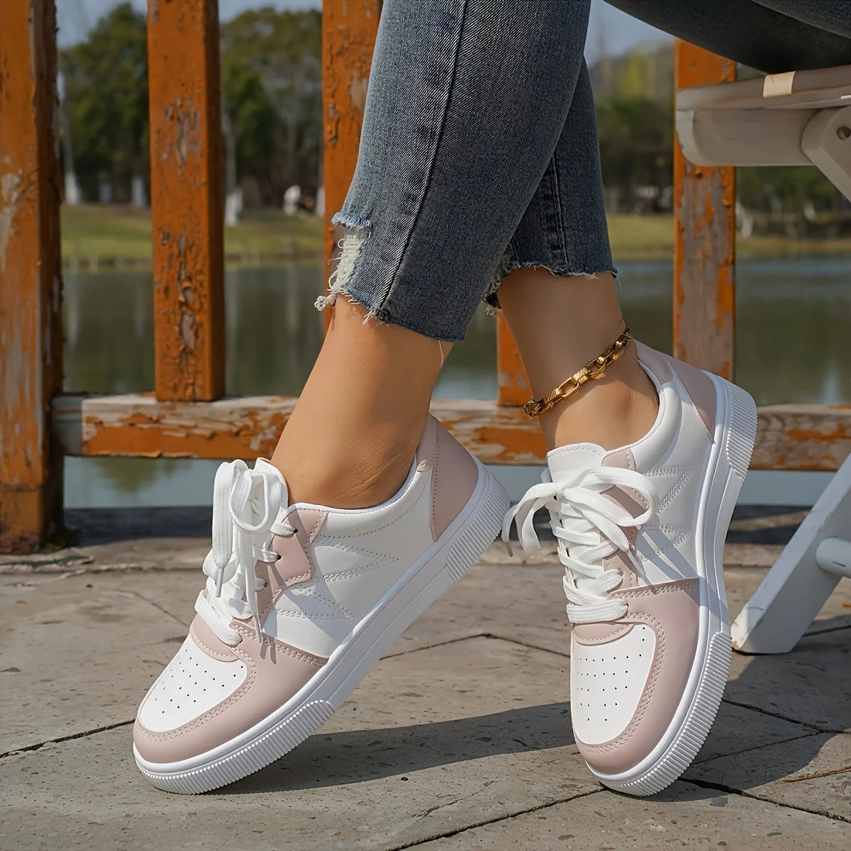 Lightweight Breathable Athletic Sneakers for Walking and Casual Sports