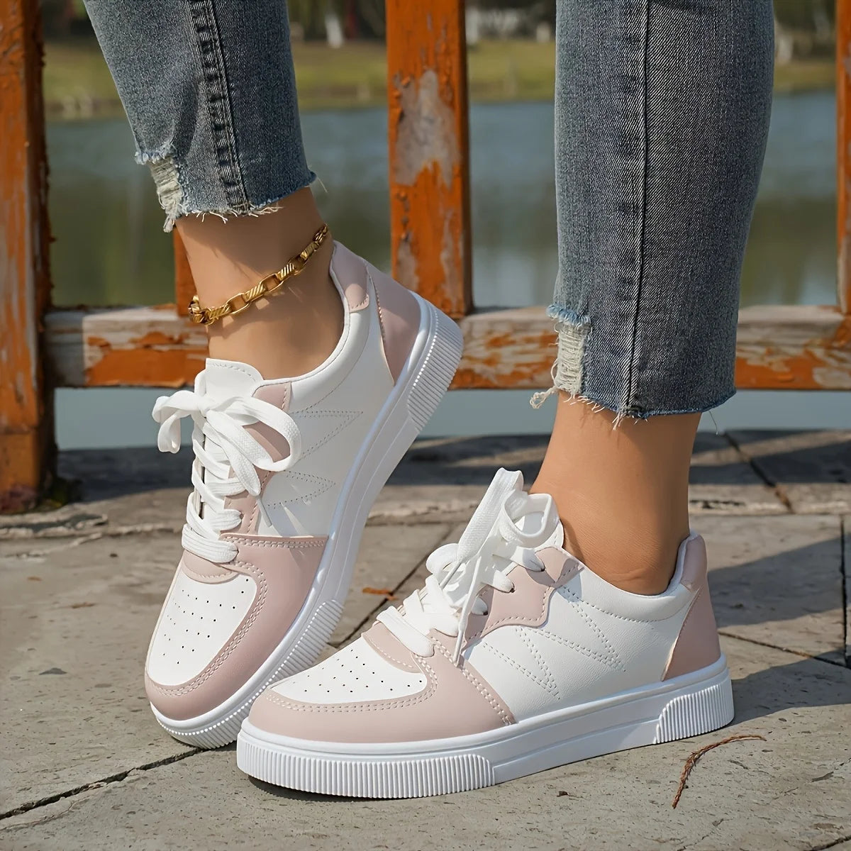 Lightweight Breathable Athletic Sneakers for Walking and Casual Sports