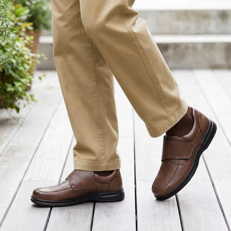 FitVille Mens Wide Toe Box Oxford Walking Shoes With Arch Support