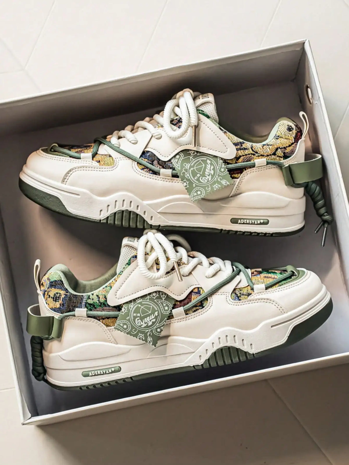 Mens Retro Chunky Sneakers With Geometric Print And Thick Sole Skate Shoes